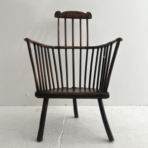 18th century welsh 3 legged comb-back chair 