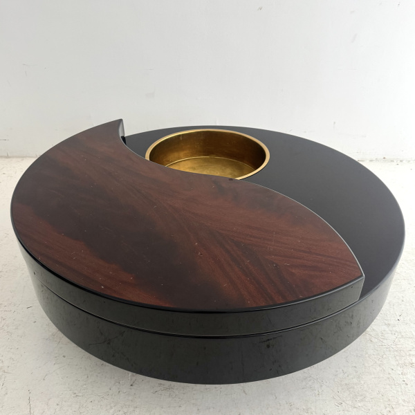 Willy Rizzo Yin Yang table  image