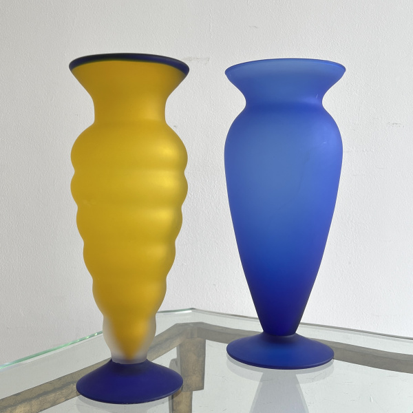 A pair of 1980s Post Modern Murano vases by Michielotto  image